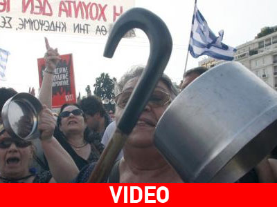 Πάτρα: Διαδήλωσαν με άδειες κατσαρόλες