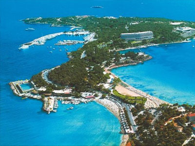 Παρατείνεται το δικαίωμα χρήσης αιγιαλού στον Αστέρα Βουλιαγμένης