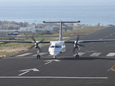 «Σπατόσημο» 12 ευρώ για όλους τους επιβάτες στα αεροδρόμια