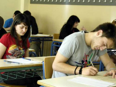 Χτυποκάρδια στα θρανία…