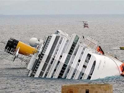 Εντόπισαν πτώμα γυναίκας από το κουφάρι του Concordia