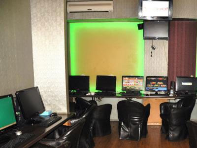 Έφοδος σε παράνομο «καζίνο» στο Αιγάλεω