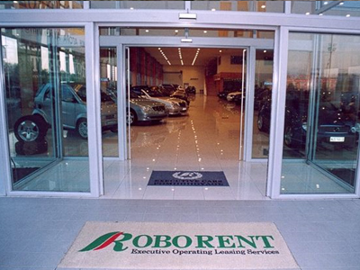 Με leasing ο Ρομπόπουλος