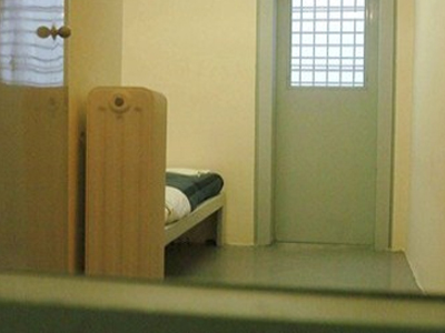 Προσπάθησε να αυτοκτονήσει μέσα στα κρατητήρια