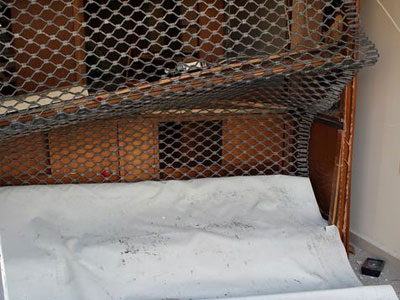 Τα έκαναν γυαλιά-καρφιά και έφυγαν πλούσιοι…