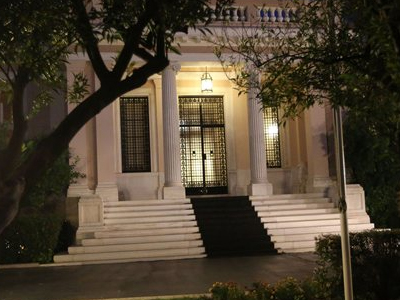 «Όχι» της τρόικας στο θέμα των εργασιακών