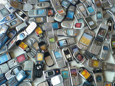 Περισσότερα τα κινητά από τους ανθρώπους