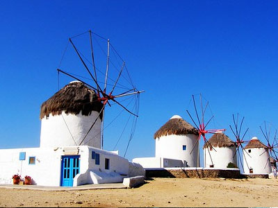 Ακριβή η Μύκονος για… εργαζομένους!