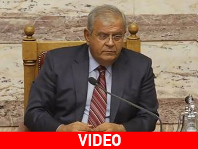 Άναψαν τα αίματα για το παλτό