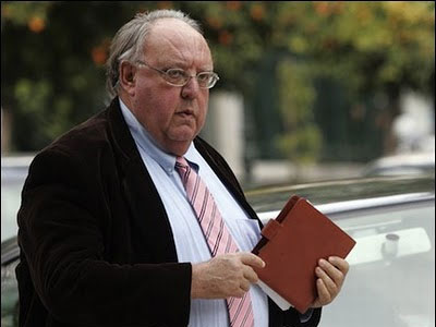 Επίθεση Πάγκαλου σε δημάρχους για τα λύματα