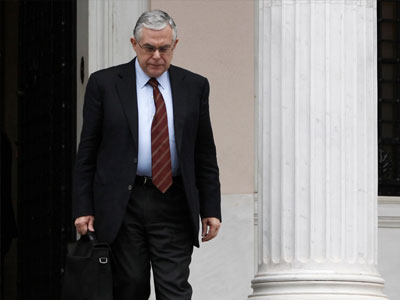 Δεν αποκλείει και τρίτο πακέτο βοήθειας