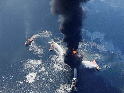 Διακανονισμός 7,8 δισ. δολάρια με την BP