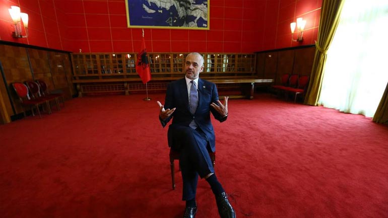 Χειμάρα: Ρίχνει λάδι στη φωτιά ο Έντι Ράμα