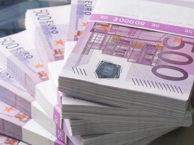 Έβρεξε εκατομμύρια στη Βουλή