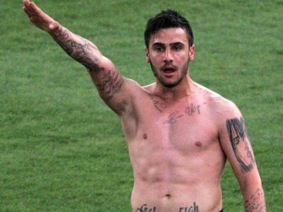 Η κακόγουστη φάρσα