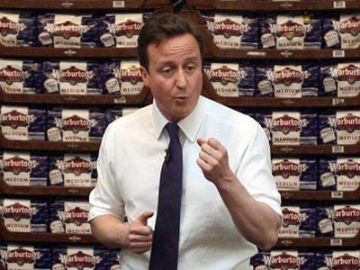 Γελοιοποιήθηκε ο Κάμερον για την τιμή του ψωμιού Γελοιοποιήθηκε ο Κάμερον για την τιμή του ψωμιού