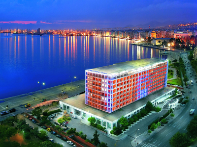 Έπεσαν οι υπογραφές για το «Μακεδονία Παλλάς»