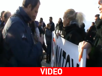 Μπλόκο στον Κ. Τζαβάρα από κατοίκους της Ουρανούπολης