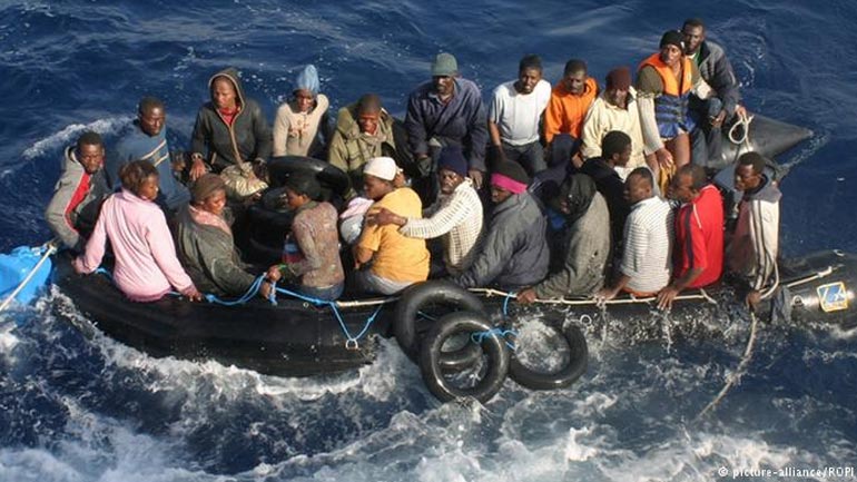 NATO: Τζιχαντιστές κρύβονται στα καραβάνια προσφύγων και μεταναστών