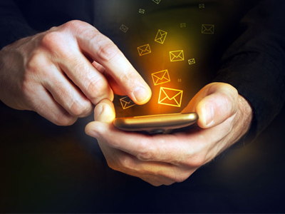 Μειώνονται οι χρεώσεις για κλήσεις από και προς σταθερά