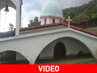 Εκκλησία θάφτηκε κάτω από τη λάσπη
