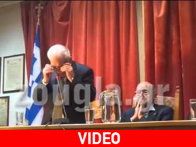 Το zougla.gr στη βράβευση του Μίμη Πλέσσα στα Χανιά Το zougla.gr στη βράβευση του Μίμη Πλέσσα στα Χανιά