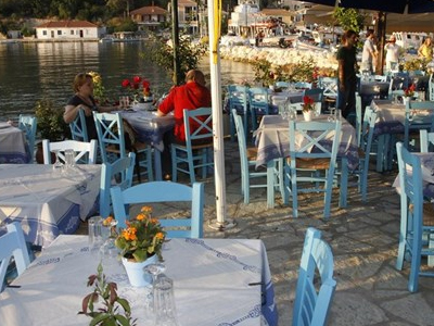 «Σαφάρι» εφοριακών σε τουριστικές περιοχές