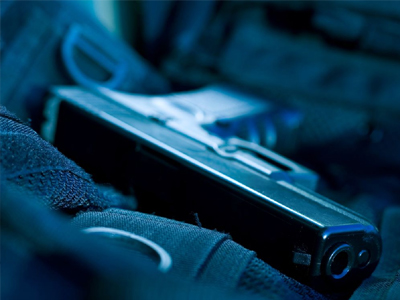 «Θα επανεξεταστούν όλες οι άδειες οπλοφορίας»