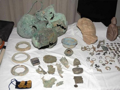 Εύβοια: Συνελήφθη αρχαιοκάπηλος με… πλούσια δράση Εύβοια: Συνελήφθη αρχαιοκάπηλος με… πλούσια δράση