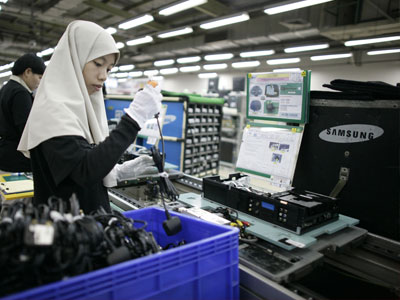 Samsung: Διαψεύδει τα περί παιδικής εργασίας σε εργοστάσια