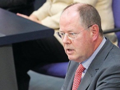 «Οι Έλληνες δεν μπορούν να τα καταφέρουν με τόση λιτότητα» «Οι Έλληνες δεν μπορούν να τα καταφέρουν με τόση λιτότητα»