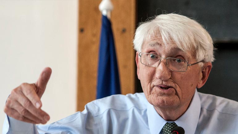 Χάμπερμας: Αναξιοπρεπής η στάση της Γερμανίας για το ελληνικό χρέος