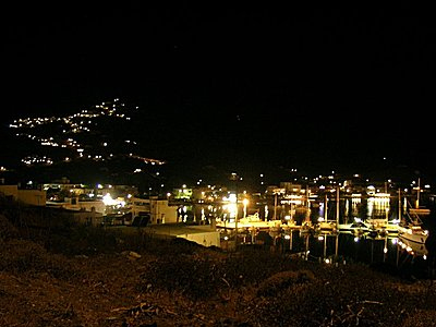 Bγήκαν τα μαχαίρια στη Σέριφο