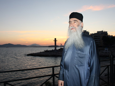 Στο μικροσκόπιο ο εκατομμυριούχος ιεράρχης