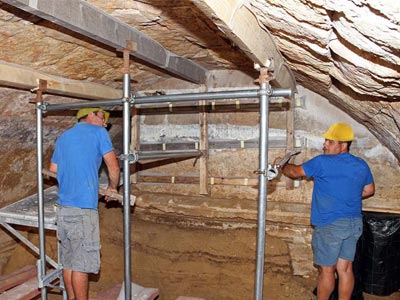 Άρχισε η έρευνα για νέους τάφους στην Αμφίπολη