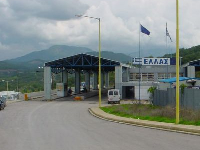 Άοπλοι και χωρίς επικοινωνία οι αστυνομικοί στα σύνορα