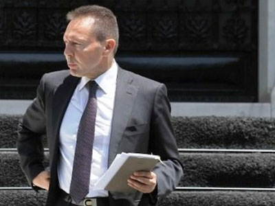 «Δεν θα γίνουν απολύσεις»