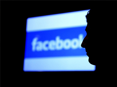 Ποιες κυβερνήσεις «κάρφωσε» το Facebook