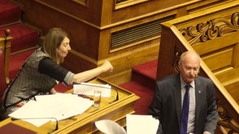 Ψηφίστηκε επί των άρθρων το νομοσχέδιο για την Ιθαγένεια