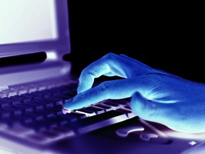 Χάκερ απειλεί την Norton Antivirus