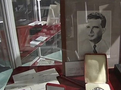 «Στο σφυρί» πολυτελή αντικείμενα του Τσαουσέσκου