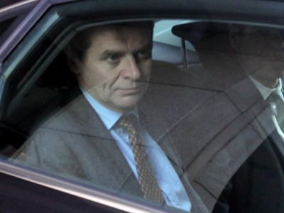 Τα κεράσματα των 400 ευρώ στους Τροϊκανούς Τα κεράσματα των 400 ευρώ στους Τροϊκανούς