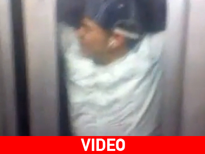 Κασκαντέρ επιβάτης του μετρό!