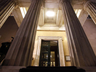 Στη Βουλή το ν/σ για τα οικονομικά κομμάτων, βουλευτών και ευρωβουλευτών