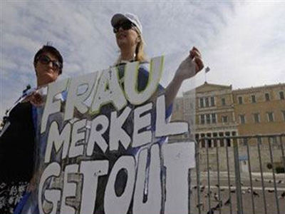 To zougla.gr στο «κατόπι» της Μέρκελ