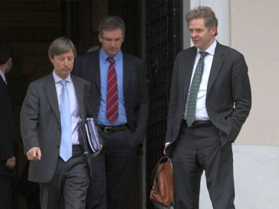 Στα Υπουργεία Εργασίας, Υγείας και Ανάπτυξης η τρόικα