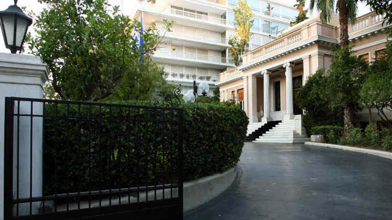 Μαξίμου: Η κυβέρνηση εμμένει στις κόκκινες γραμμές