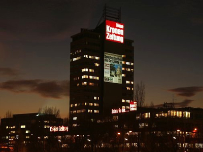 «Εγκρίνουμε το δάνειο, αγοράζετε Eurofighter»