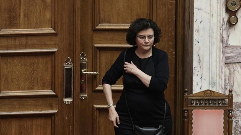Η Νάντια Βαλαβάνη προσχώρησε στη Λαϊκή Ενότητα