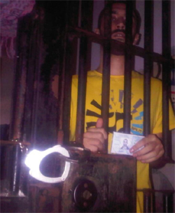 Ο Πέτρος στο κελί τιμωρίας